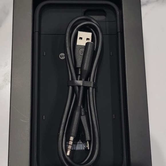 Mophie Juice Pack Air 100% -  iPhone 6/6s battery case OPEN BOX NEW - Picture 6 of 10